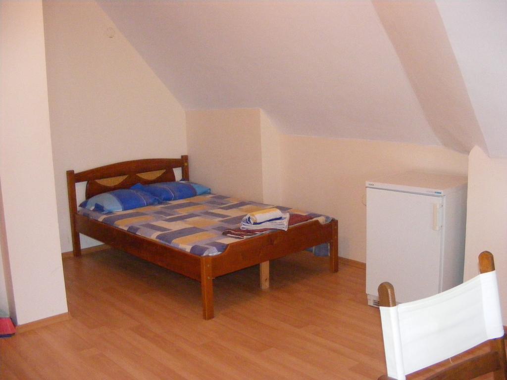 Guest House "Zora - Sarafovo" Burgas Bagian luar foto